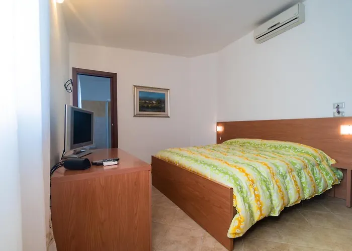 Bonsai Alghero 住宿加早餐酒店 圣塔·马里亚·迪·帕尔玛