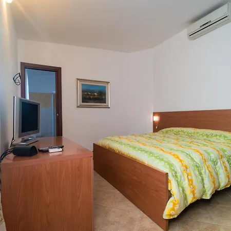 Bonsai Alghero Couette-café Santa Maria la Palma